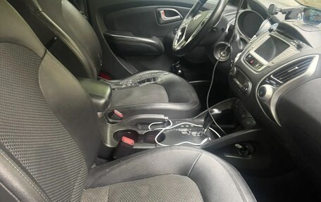 Hyundai ix35 I рестайлинг, 2012 год, 915 000 рублей, 3 фотография
