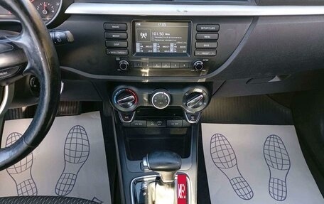 KIA Rio IV, 2018 год, 957 000 рублей, 11 фотография