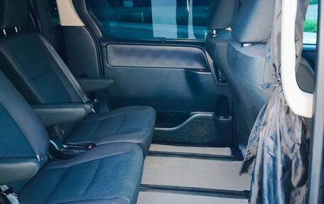 Toyota Noah III, 2014 год, 1 949 000 рублей, 14 фотография
