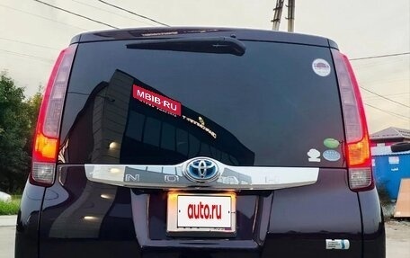 Toyota Noah III, 2014 год, 1 949 000 рублей, 3 фотография