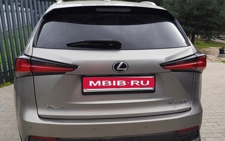 Lexus NX I, 2017 год, 2 800 000 рублей, 3 фотография
