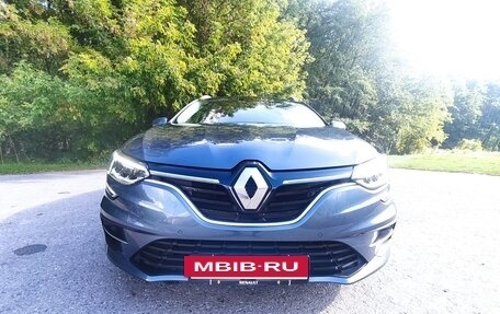 Renault Megane IV, 2021 год, 1 630 000 рублей, 2 фотография
