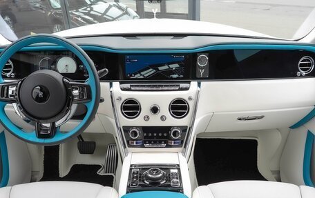Rolls-Royce Cullinan, 2024 год, 57 900 000 рублей, 9 фотография