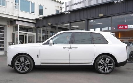 Rolls-Royce Cullinan, 2024 год, 57 900 000 рублей, 5 фотография