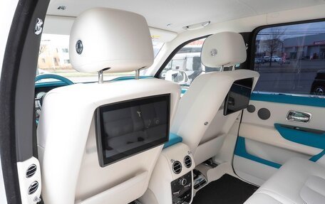Rolls-Royce Cullinan, 2024 год, 57 900 000 рублей, 25 фотография