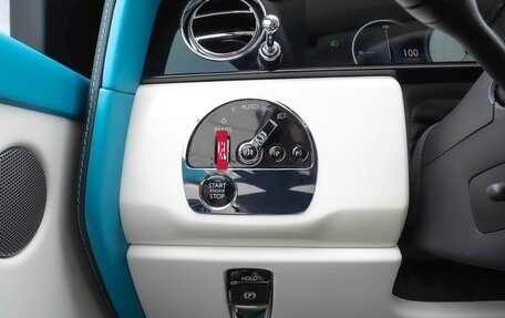 Rolls-Royce Cullinan, 2024 год, 57 900 000 рублей, 14 фотография