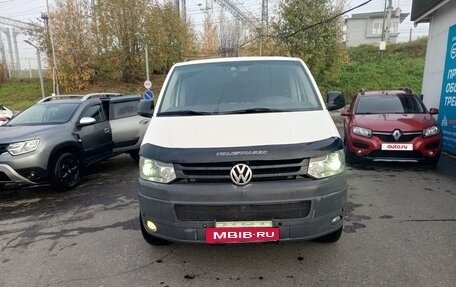 Volkswagen Caravelle T5, 2010 год, 1 550 000 рублей, 10 фотография