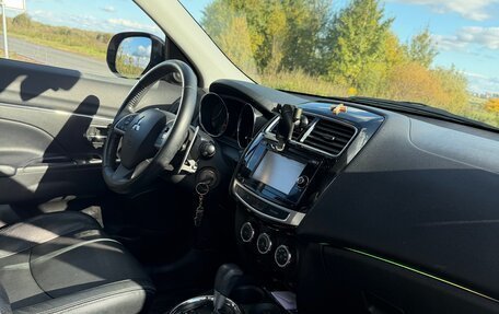 Mitsubishi ASX I рестайлинг, 2014 год, 1 300 000 рублей, 10 фотография