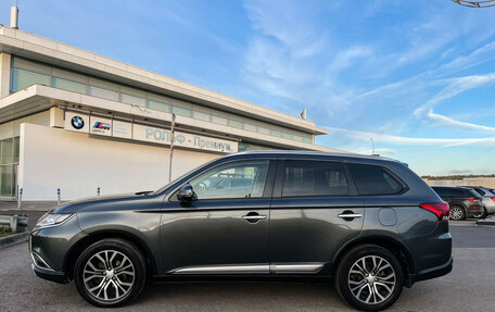 Mitsubishi Outlander III рестайлинг 3, 2018 год, 1 947 000 рублей, 8 фотография