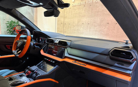 Lamborghini Urus I, 2025 год, 39 990 000 рублей, 10 фотография