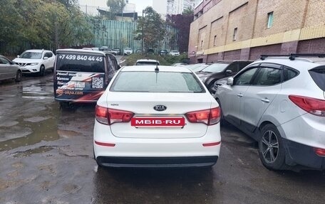 KIA Rio III рестайлинг, 2017 год, 1 000 000 рублей, 4 фотография