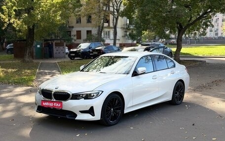 BMW 3 серия, 2019 год, 3 150 000 рублей, 1 фотография