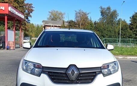 Renault Logan II, 2021 год, 1 080 000 рублей, 2 фотография