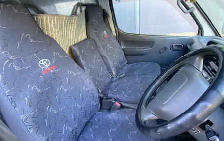 Toyota HiAce H100, 1995 год, 365 000 рублей, 7 фотография
