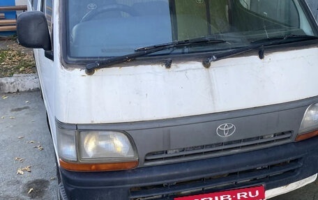 Toyota HiAce H100, 1995 год, 365 000 рублей, 4 фотография