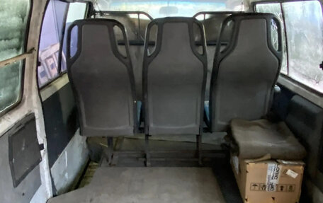 Toyota HiAce H100, 1995 год, 365 000 рублей, 12 фотография