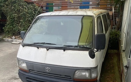 Toyota HiAce H100, 1995 год, 365 000 рублей, 3 фотография