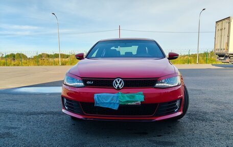 Volkswagen Jetta VI, 2013 год, 1 800 000 рублей, 2 фотография