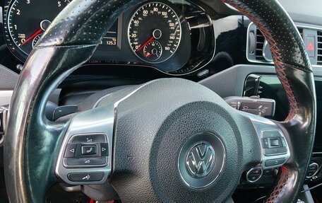 Volkswagen Jetta VI, 2013 год, 1 800 000 рублей, 12 фотография