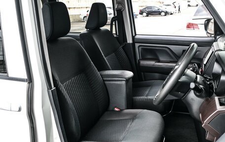 Toyota Roomy I, 2018 год, 1 109 000 рублей, 10 фотография