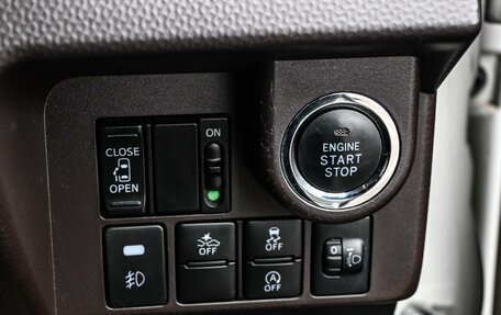 Toyota Roomy I, 2018 год, 1 109 000 рублей, 18 фотография
