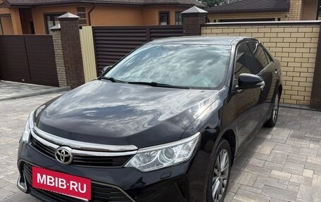 Toyota Camry, 2015 год, 2 300 000 рублей, 3 фотография