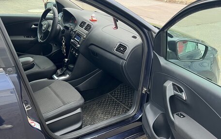 Volkswagen Polo VI (EU Market), 2010 год, 610 000 рублей, 16 фотография