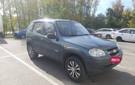 Chevrolet Niva I рестайлинг, 2009 год, 330 000 рублей, 2 фотография