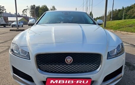 Jaguar XF II, 2016 год, 1 700 000 рублей, 3 фотография