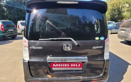 Honda Stepwgn IV, 2010 год, 1 150 000 рублей, 2 фотография