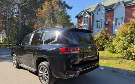 Toyota Land Cruiser, 2024 год, 14 300 000 рублей, 4 фотография