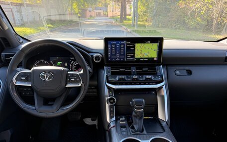 Toyota Land Cruiser, 2024 год, 14 300 000 рублей, 14 фотография