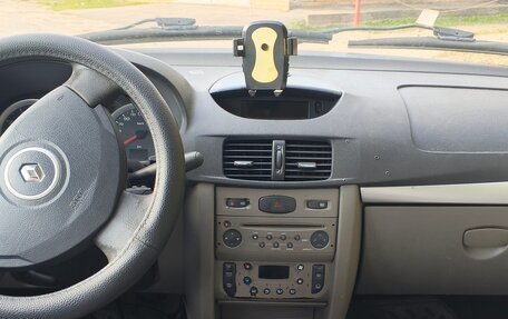 Renault Symbol, 2010 год, 240 000 рублей, 11 фотография