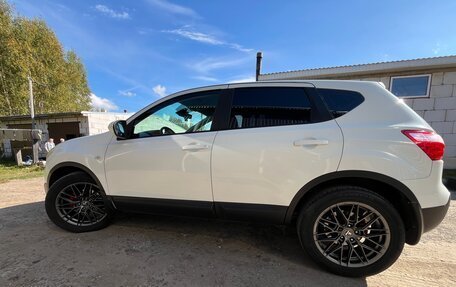 Nissan Qashqai, 2011 год, 999 900 рублей, 13 фотография