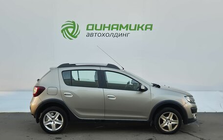 Renault Sandero II рестайлинг, 2016 год, 885 000 рублей, 4 фотография