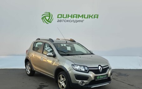 Renault Sandero II рестайлинг, 2016 год, 885 000 рублей, 3 фотография