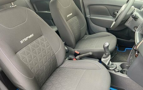 Renault Sandero II рестайлинг, 2016 год, 885 000 рублей, 9 фотография