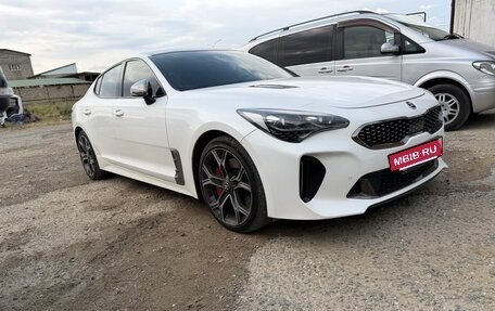 KIA Stinger I, 2018 год, 1 750 000 рублей, 2 фотография