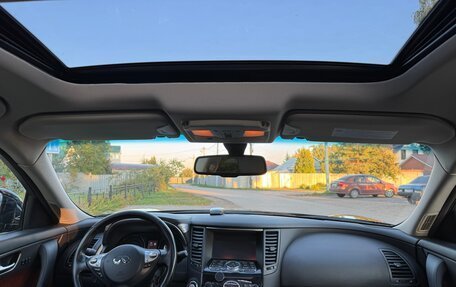 Infiniti QX70, 2013 год, 2 400 000 рублей, 8 фотография