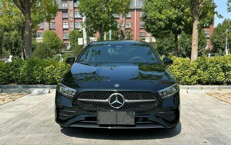 Mercedes-Benz A-Класс, 2023 год, 1 890 002 рублей, 1 фотография