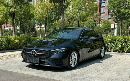 Mercedes-Benz A-Класс, 2023 год, 1 890 002 рублей, 2 фотография