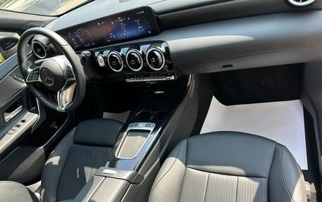 Mercedes-Benz A-Класс, 2023 год, 1 890 002 рублей, 20 фотография