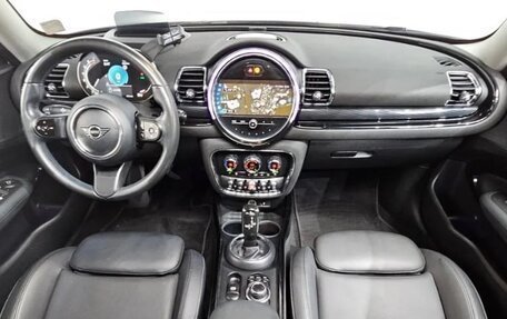 MINI Clubman, 2022 год, 1 700 000 рублей, 3 фотография
