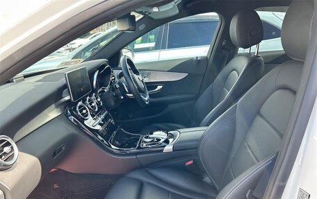 Mercedes-Benz C-Класс, 2017 год, 1 325 000 рублей, 26 фотография