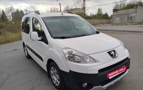 Peugeot Partner II рестайлинг 2, 2012 год, 900 000 рублей, 3 фотография
