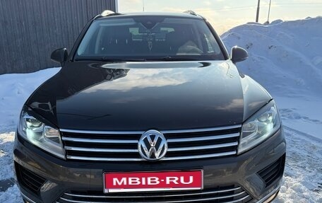 Volkswagen Touareg III, 2015 год, 3 000 000 рублей, 1 фотография