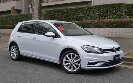 Volkswagen Golf VII, 2018 год, 999 069 рублей, 1 фотография