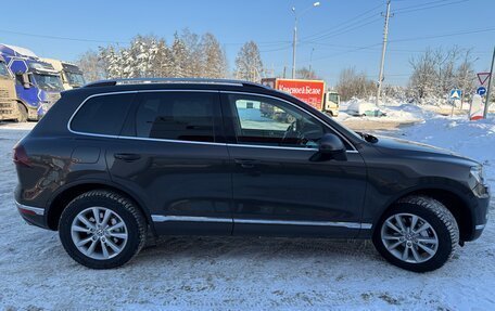 Volkswagen Touareg III, 2015 год, 3 000 000 рублей, 2 фотография