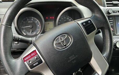 Toyota Land Cruiser Prado 150 рестайлинг 2, 2014 год, 4 200 000 рублей, 1 фотография