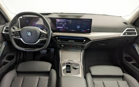 BMW 3 серия, 2025 год, 5 930 000 рублей, 7 фотография